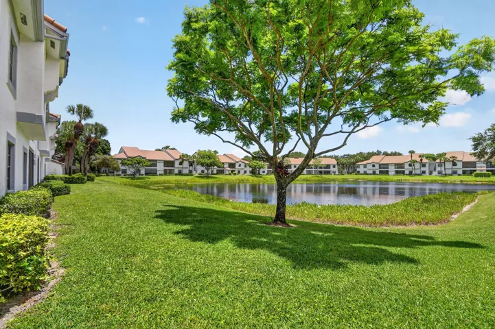 LAKE VIEW W/ LUSH LANDSCAPE