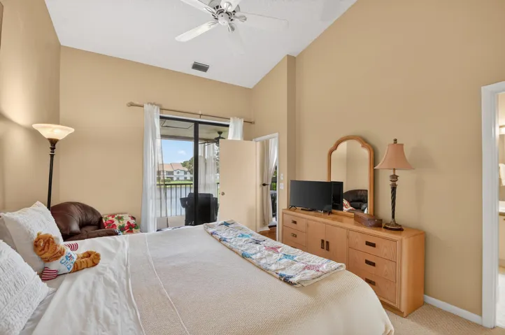 LANAI ACCESS