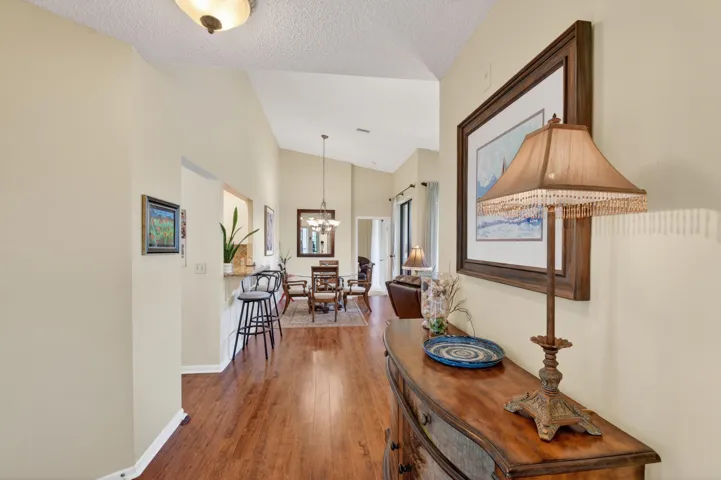 LAMINATE WOOD FLOORING