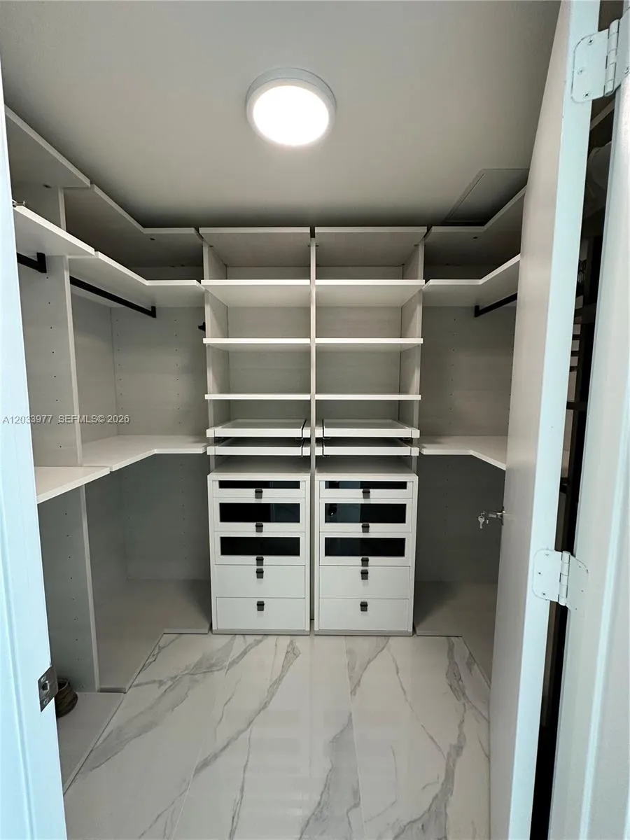 Property photo 116