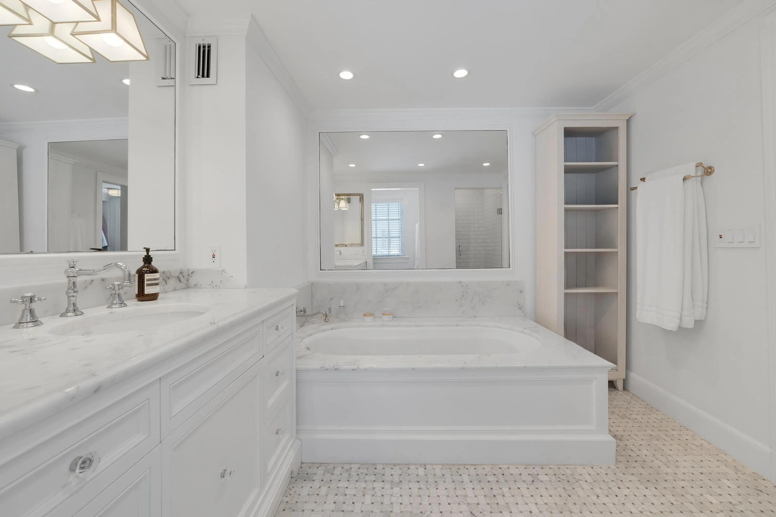 Principal Bathroom
