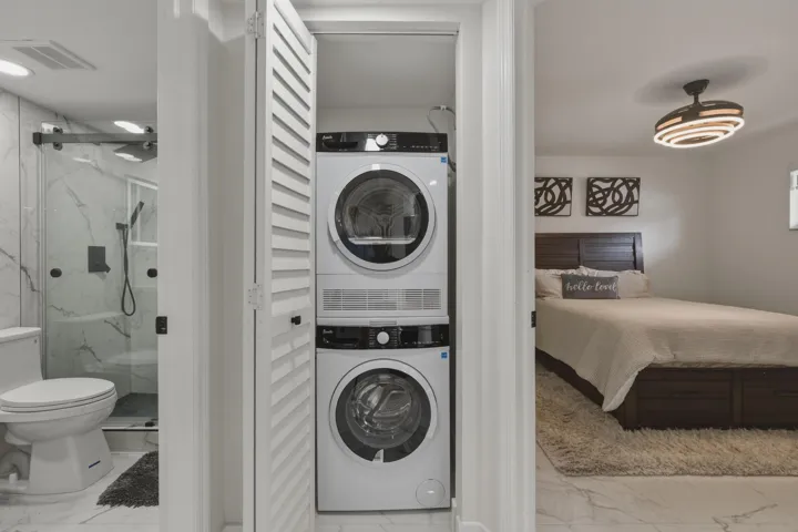 7.A Washer Dryer