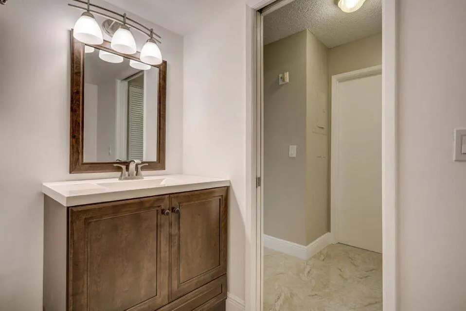 GUEST BATH
