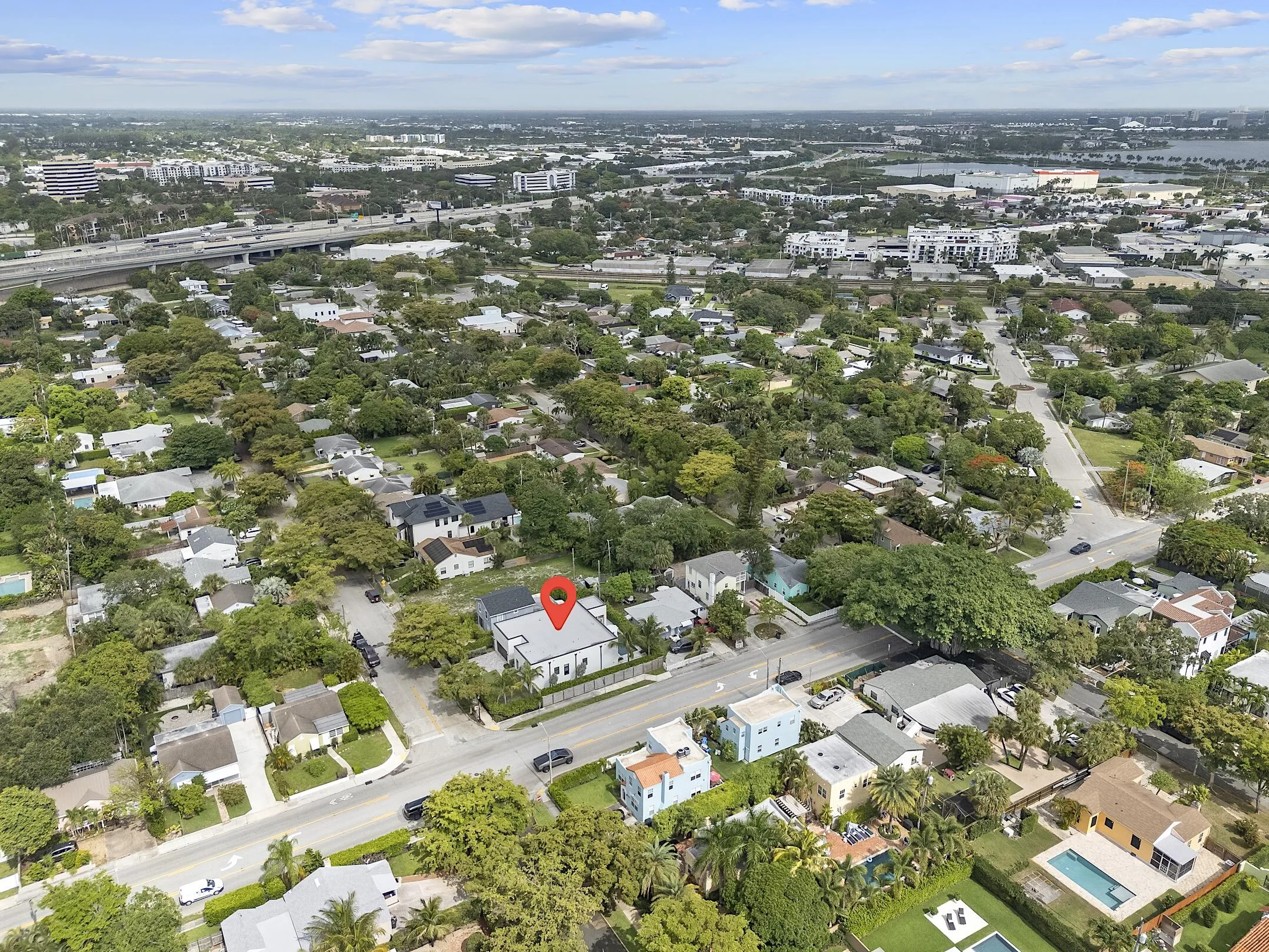 901 Upland Rd - 003