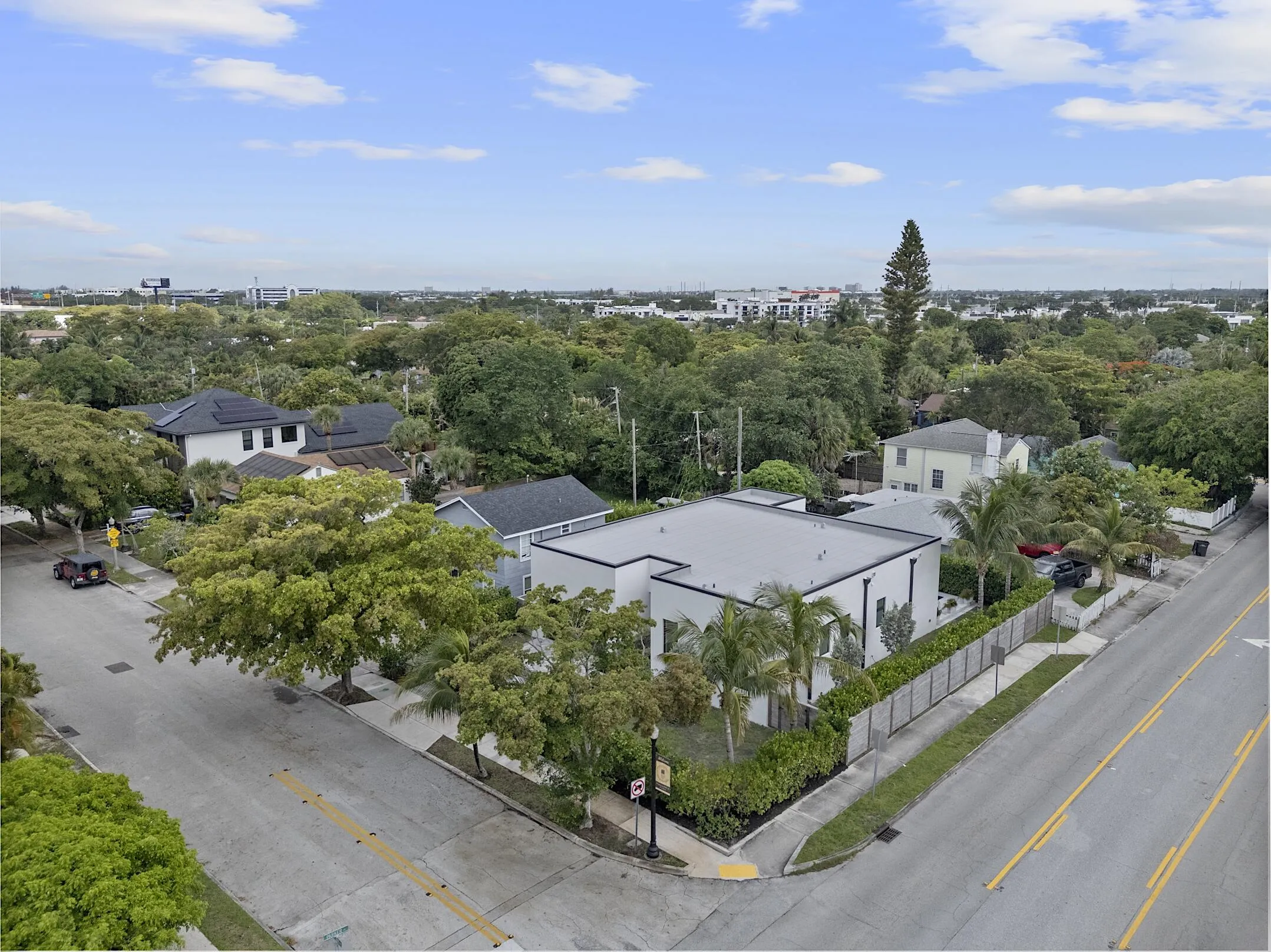 901 Upland Rd - 011
