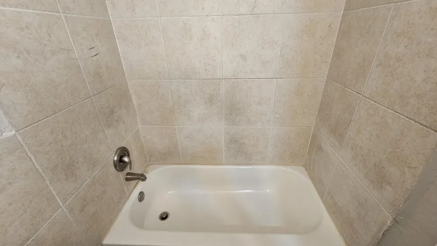 Bath 2-2