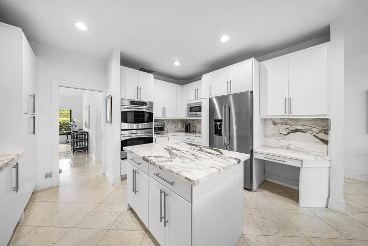 027-4976BocaireBoulevard-BocaRaton-FL-33
