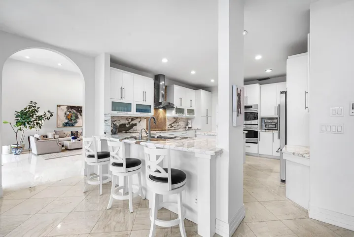 025-4976BocaireBoulevard-BocaRaton-FL-33