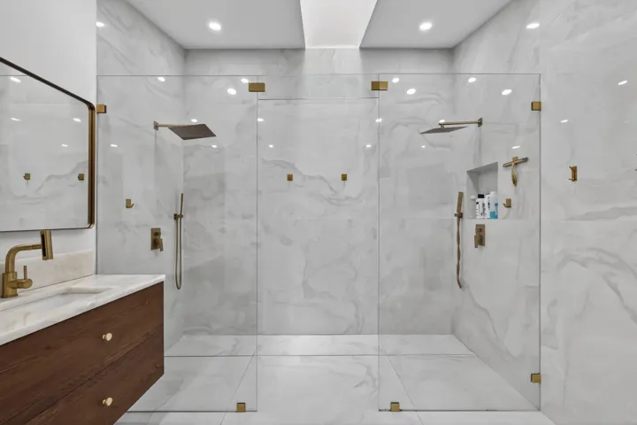 25-web-or-mls-_14A9485