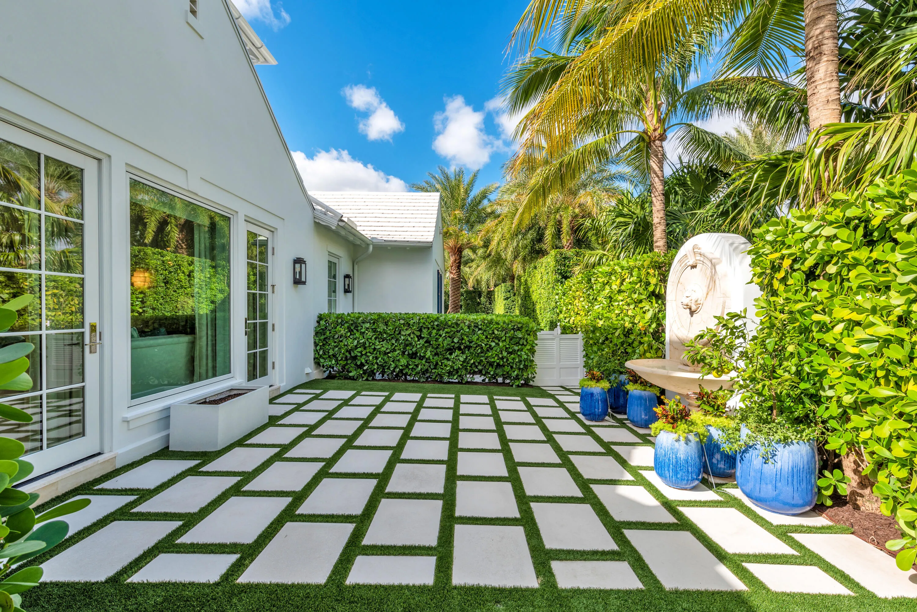 Dining Courtyard