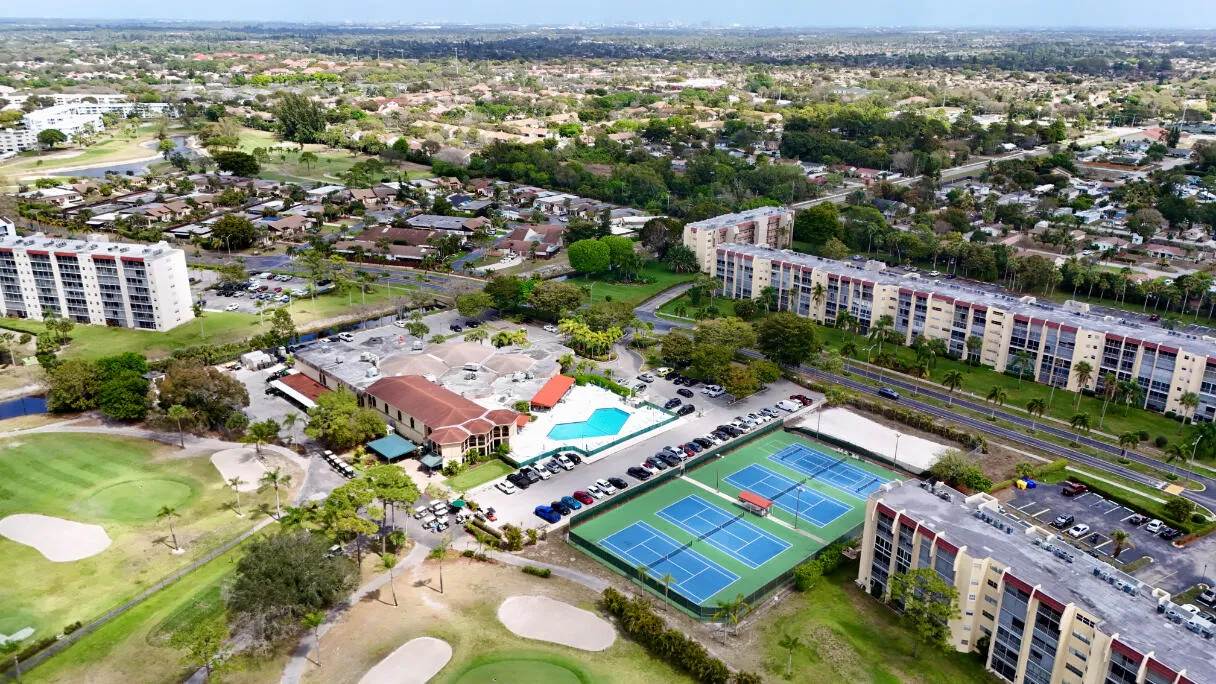 PoincianaClub house dji_fly_20260308_131