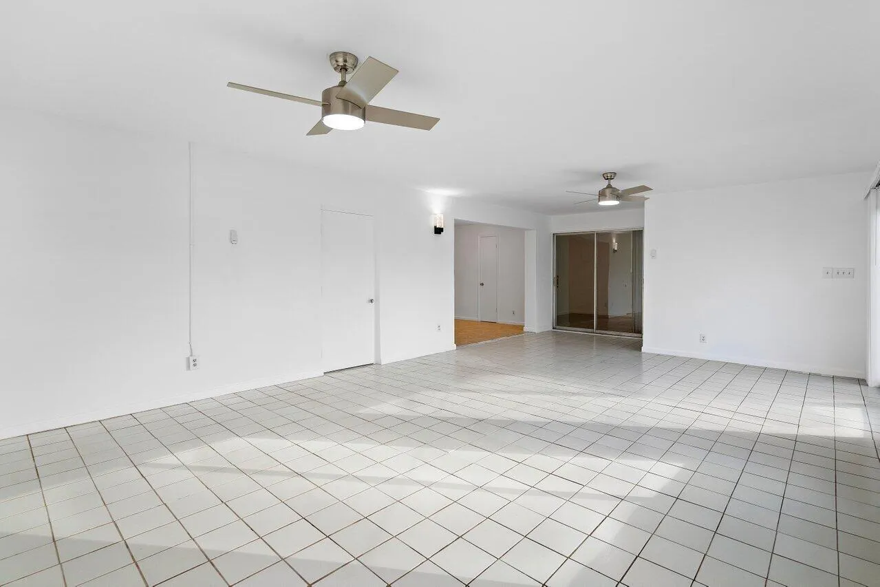 020-617Southeast8thAvenue-DeerfieldBeach