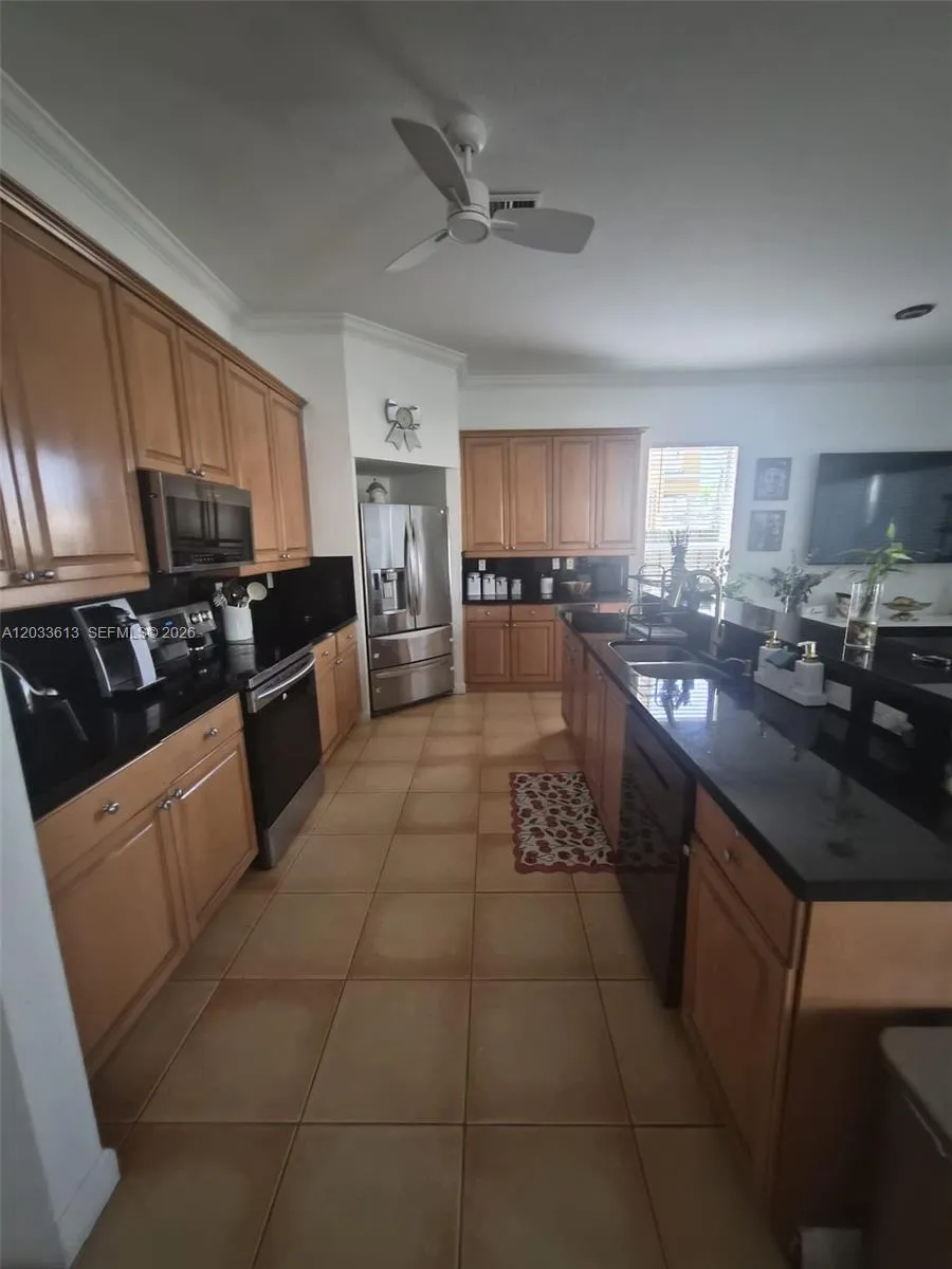 Property photo 28