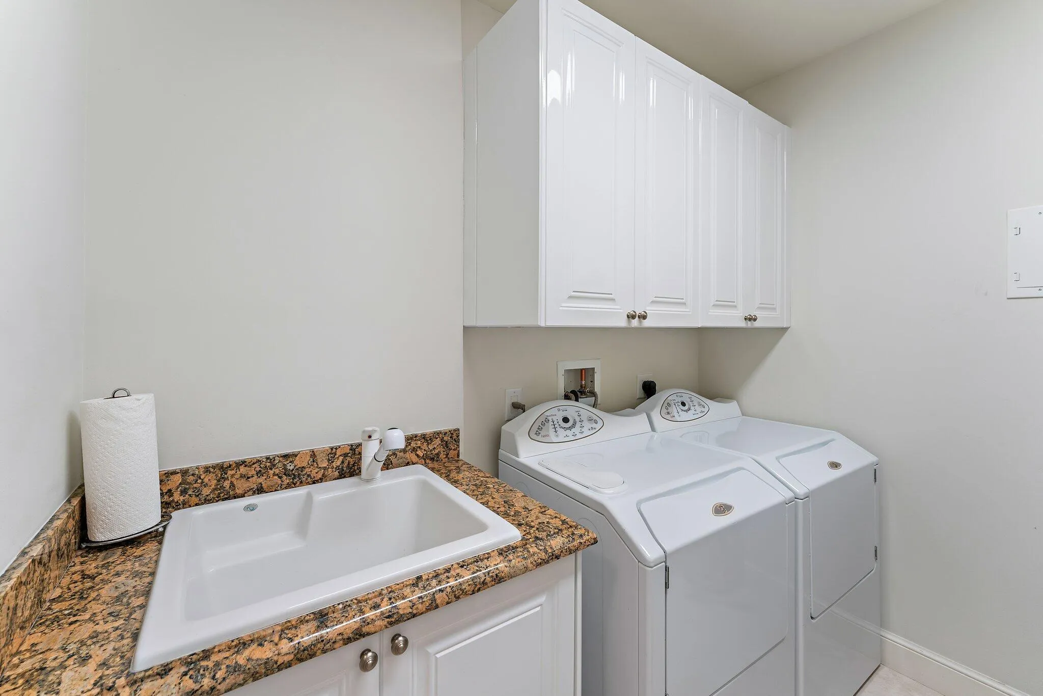 Property photo 90