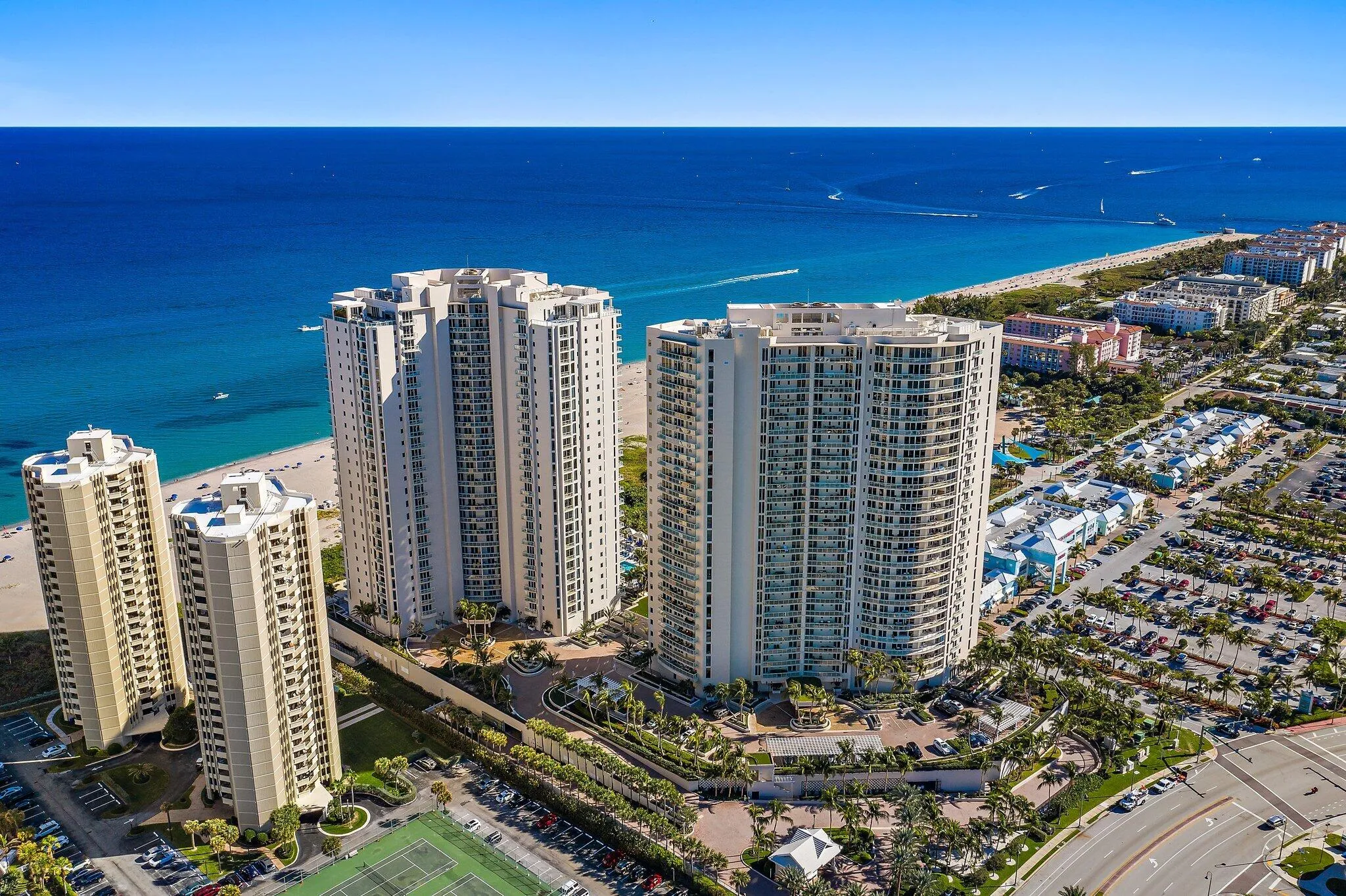 016-2700NorthOceanDrive-PH1-RivieraBeach