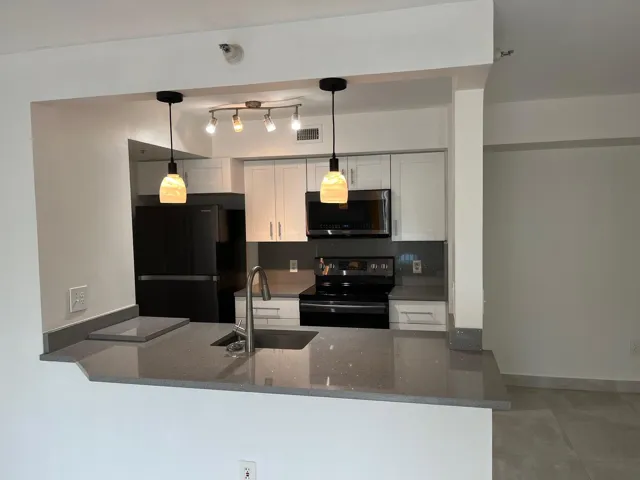 OPEN NEW KITCHEN
