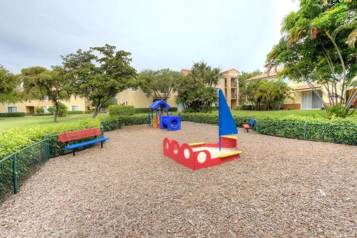 KIDDIE PARK
