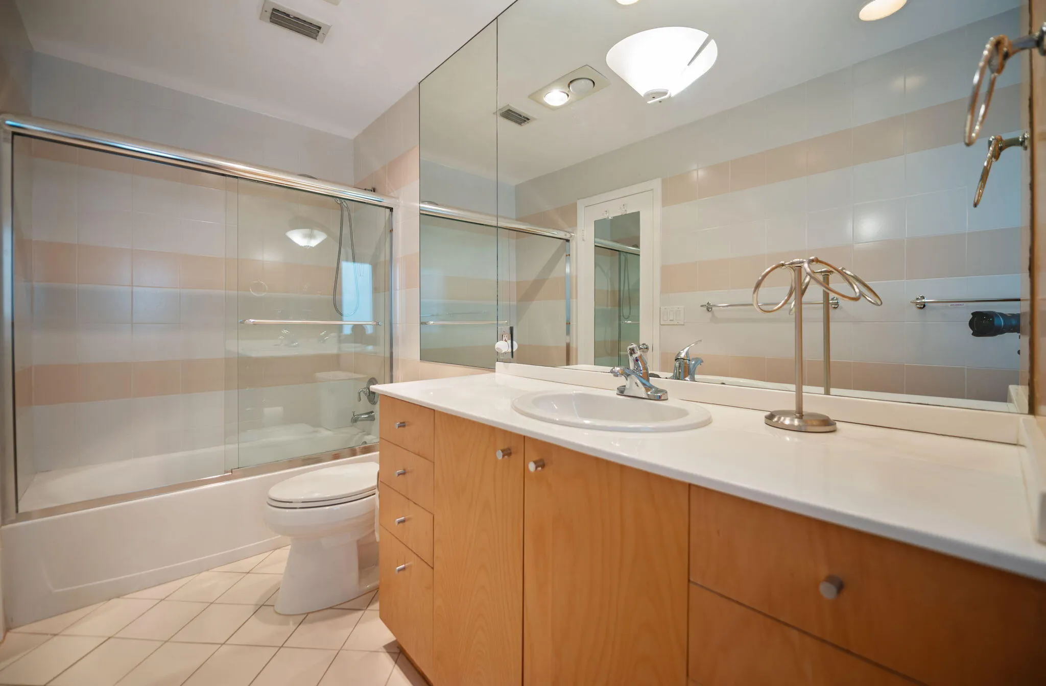 30-web-or-mls-16731-harbor-ct