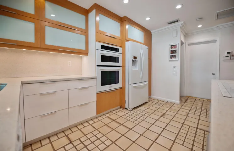 11-web-or-mls-16731-harbor-ct