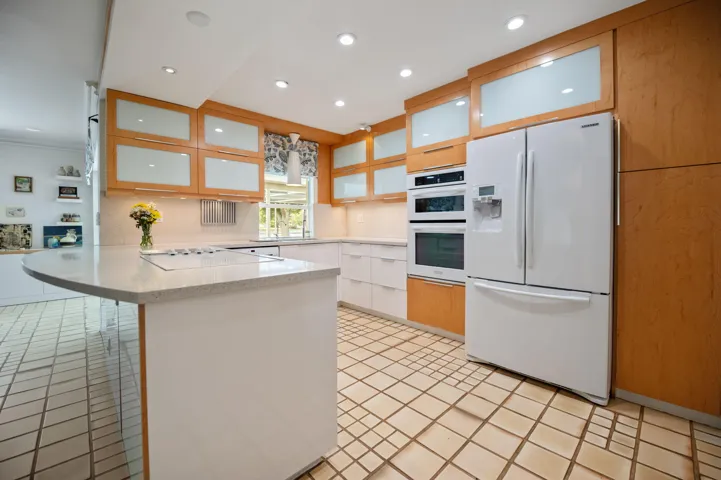 14-web-or-mls-16731-harbor-ct