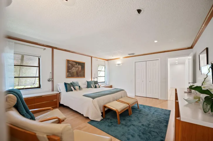 18-web-or-mls-16731-harbor-ct