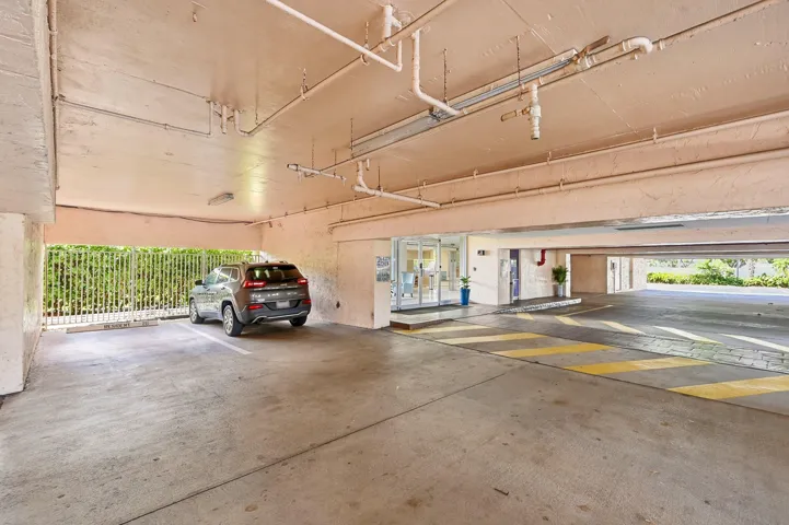 Garage parking spot