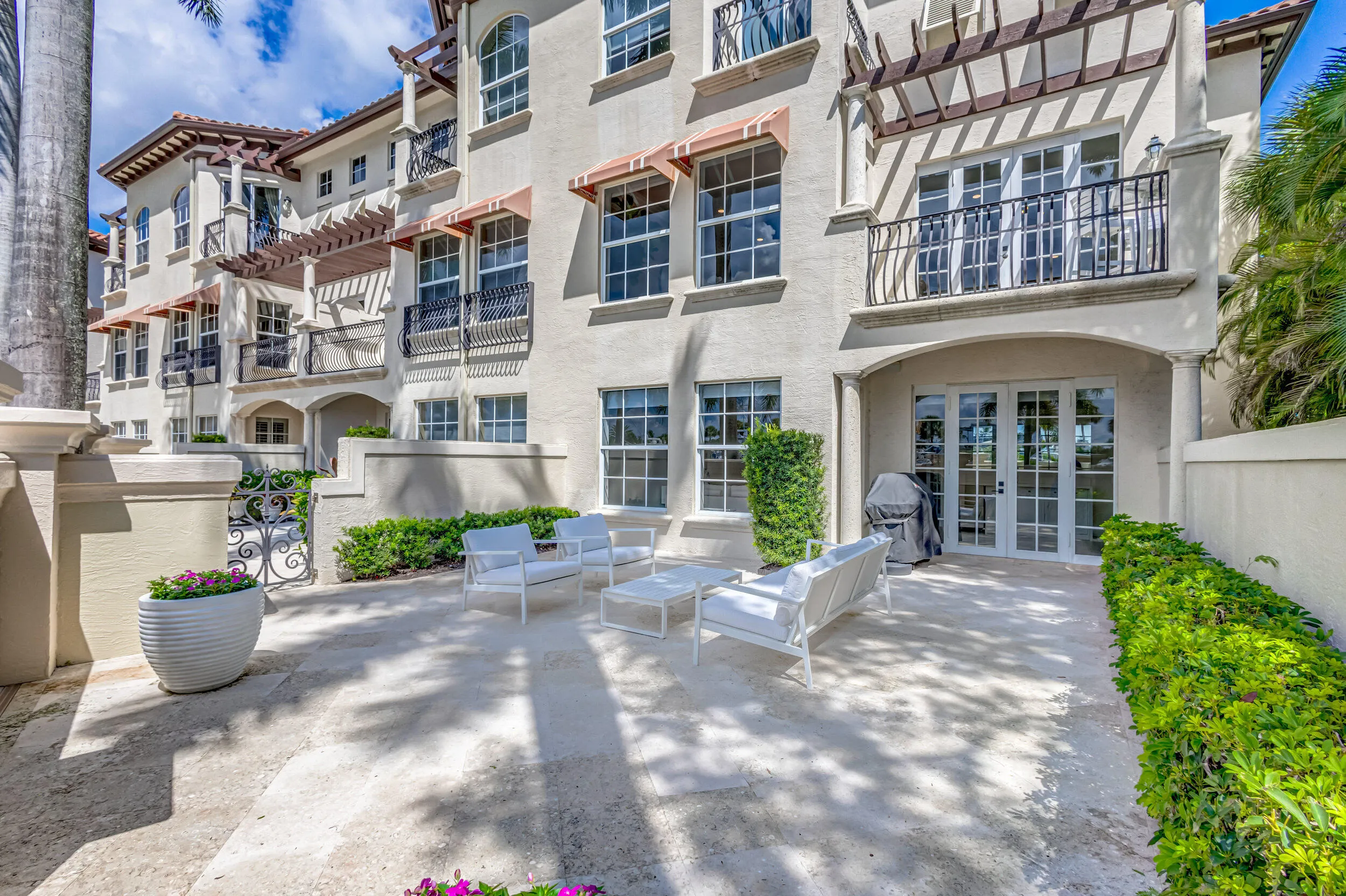 Property photo 63