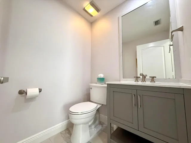 Powder room