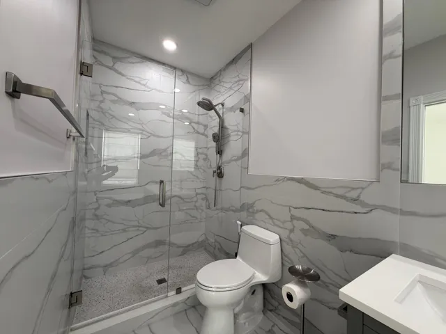 Walk-in Shower in Master bath