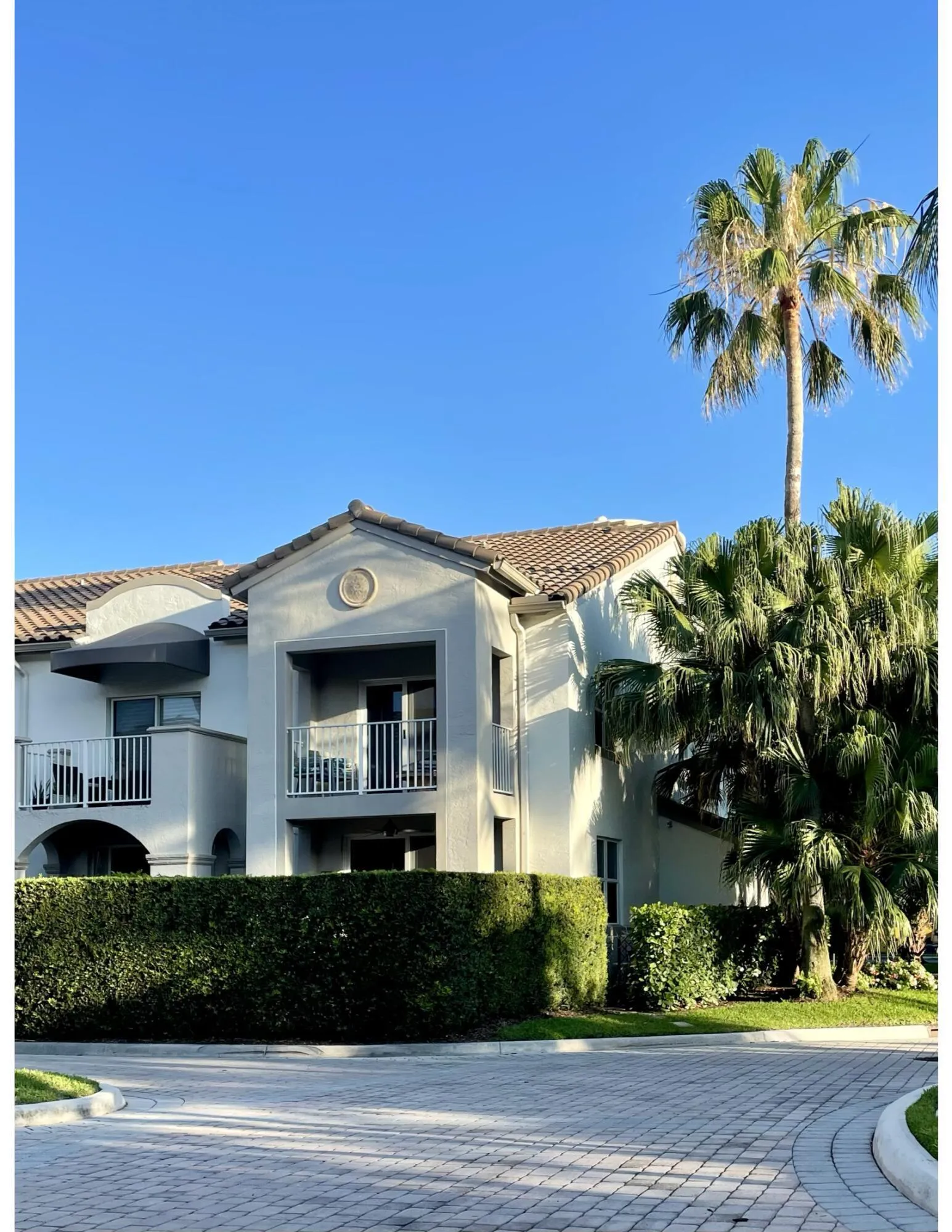 Corner Townhouse conv 1