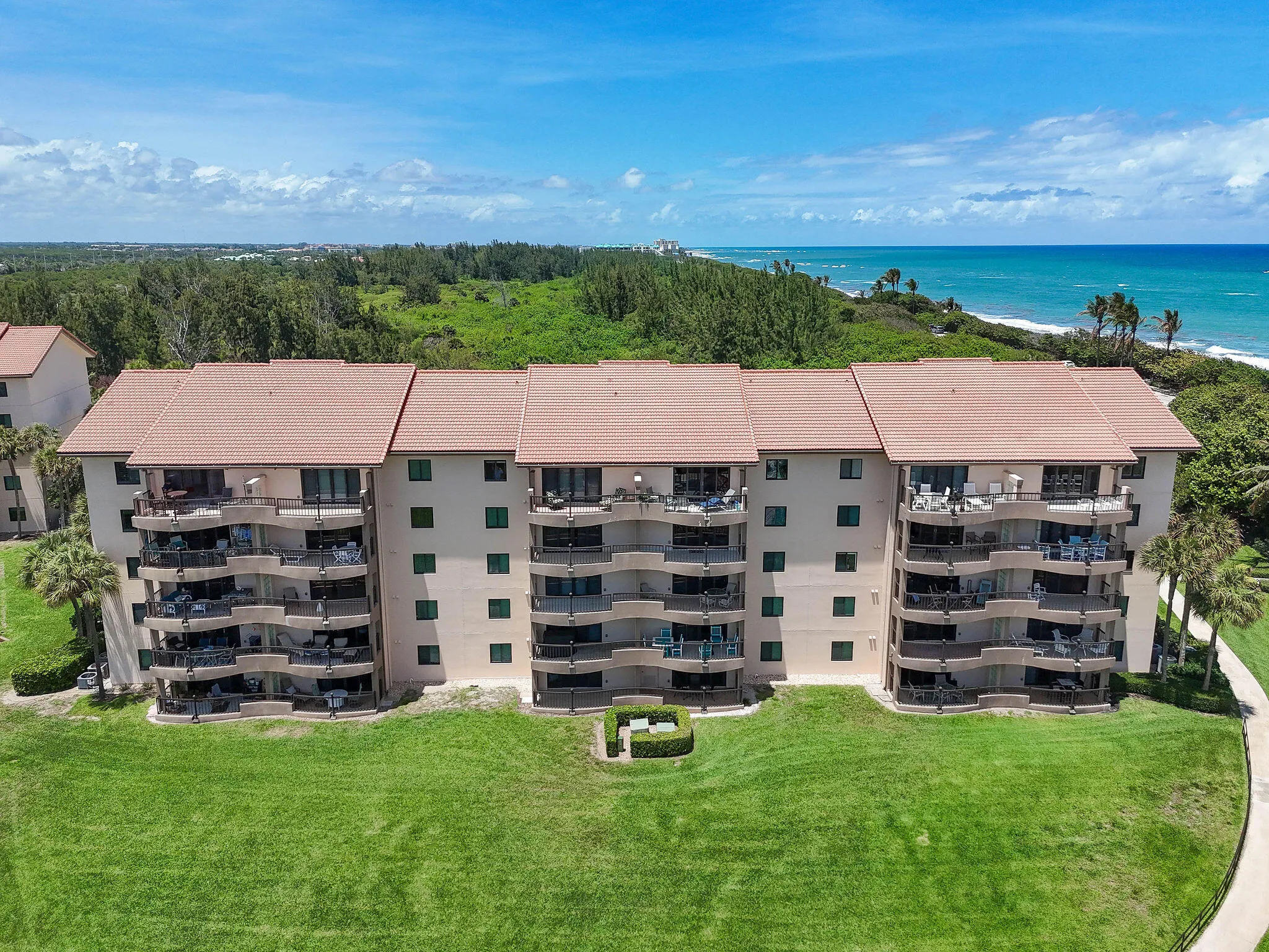 101OceanBluffsBlvd#504Aerials(10)