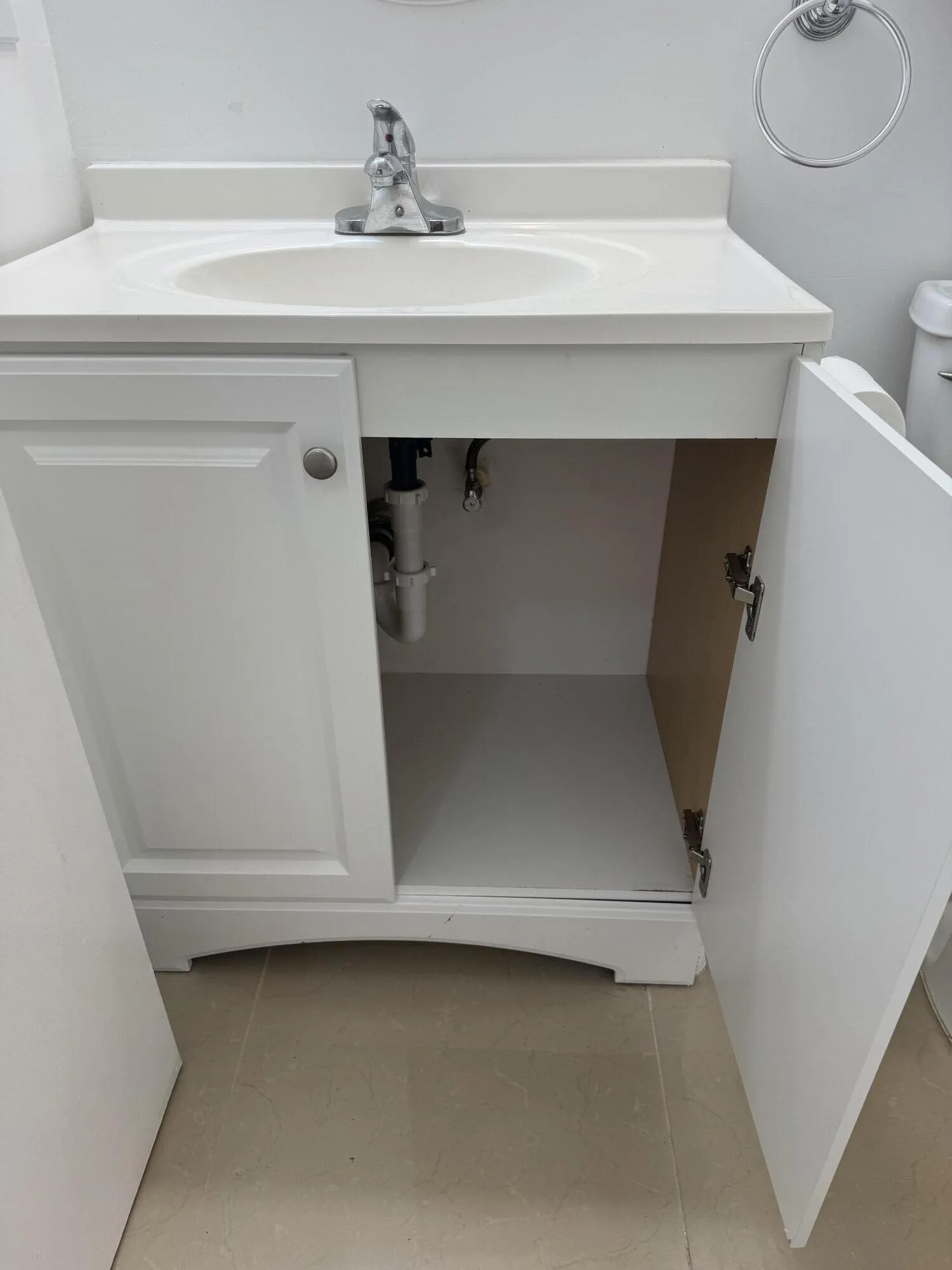 bath cabinet