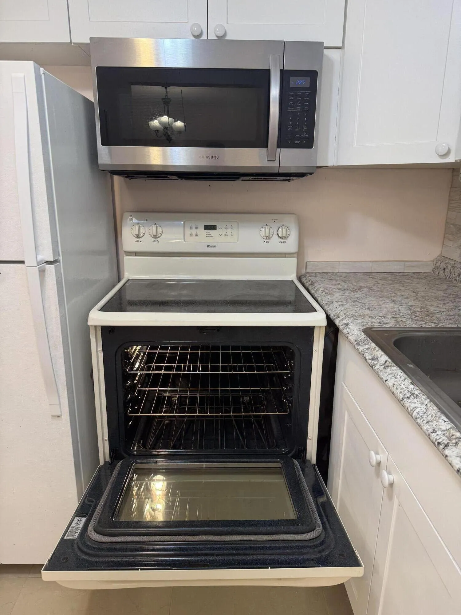 kitchen oven