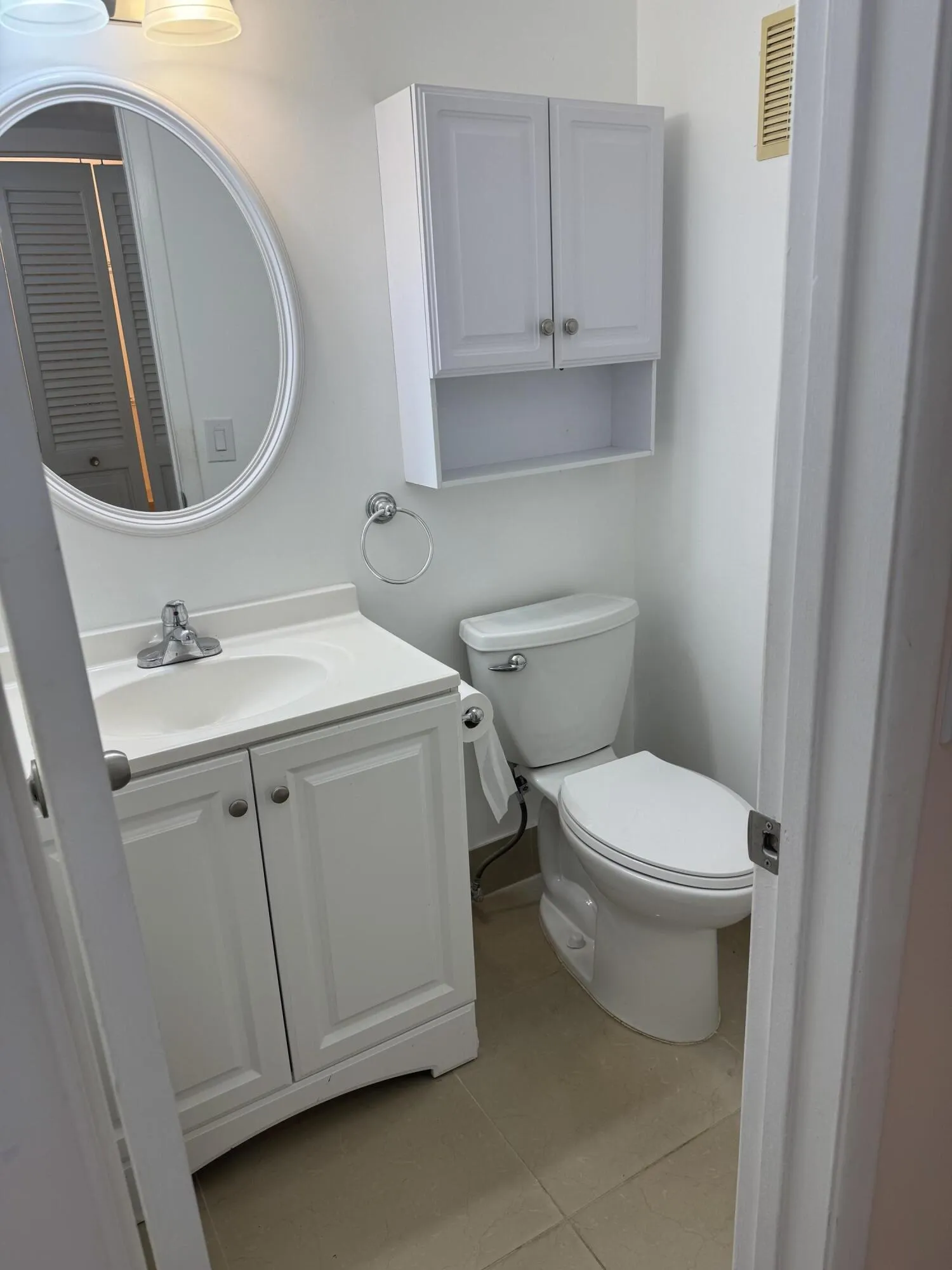 1/2 bath