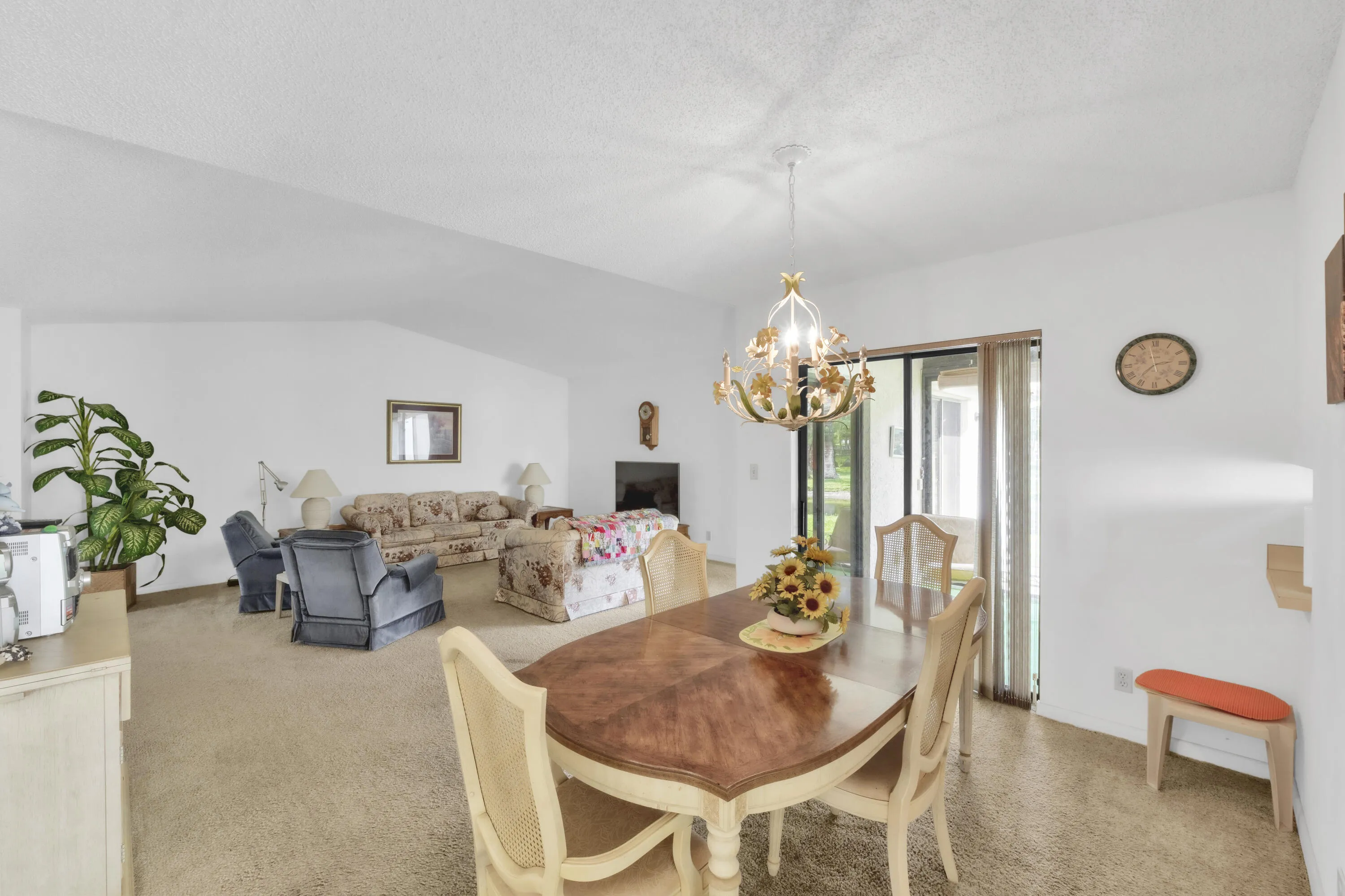 4306 Acacia Cir-05