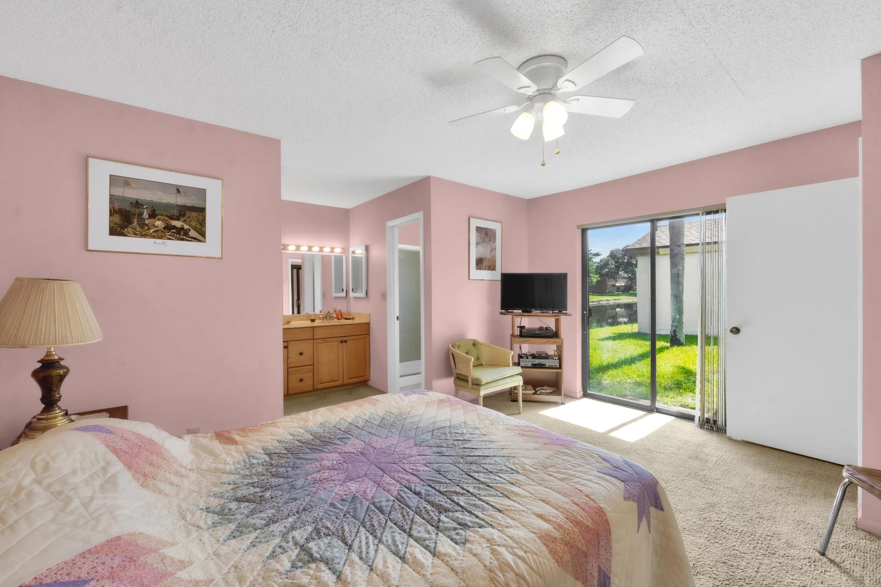 4306 Acacia Cir-02