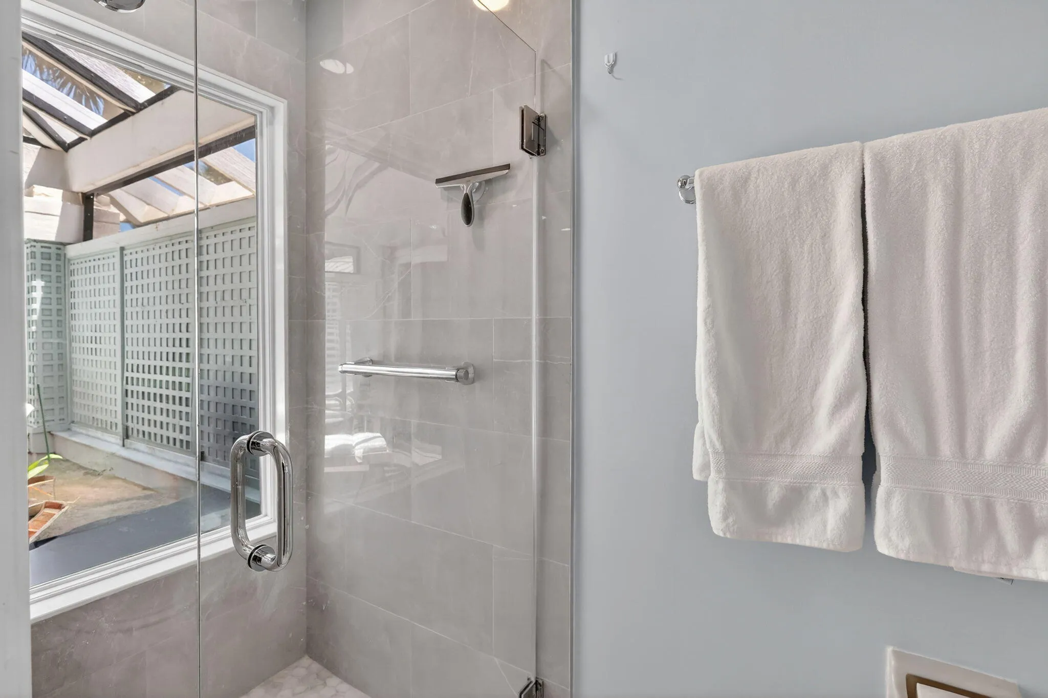 Property photo 44