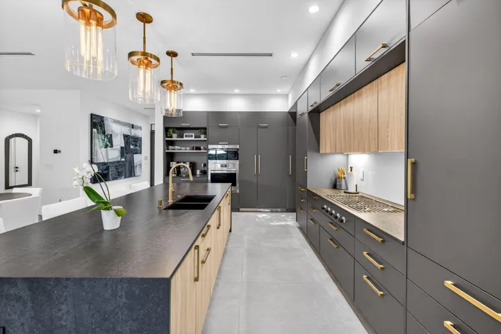 31-web-or-mls-699A8742