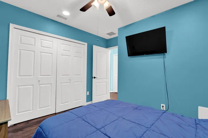 GUEST BEDROOM (1)