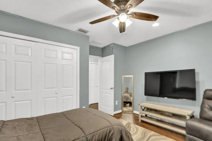 GUEST BEDROOM (2)
