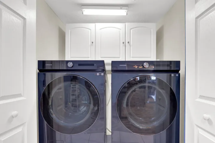 NEW 2023 WASHER / DRYER