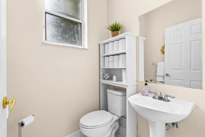Downstairs Half Bathroom