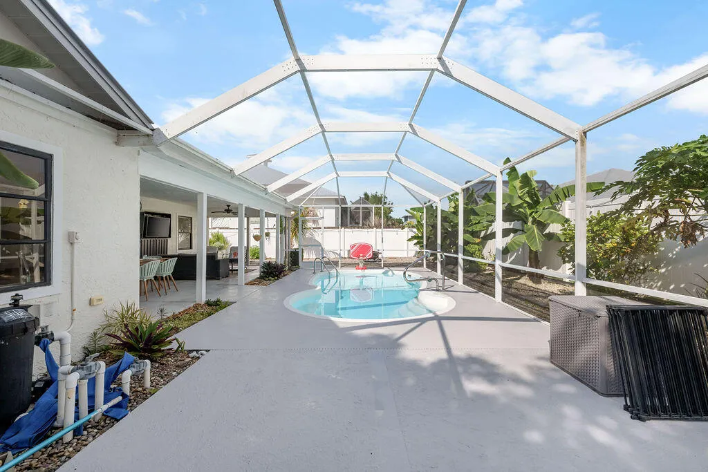 Property photo 43