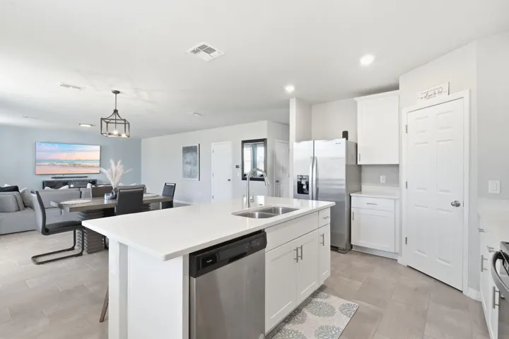 24-web-or-mls-3061-cassidy-ln