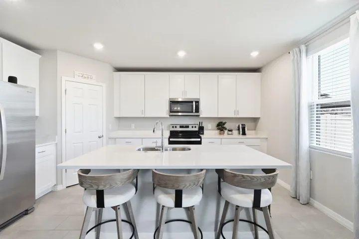 22-web-or-mls-3061-cassidy-ln