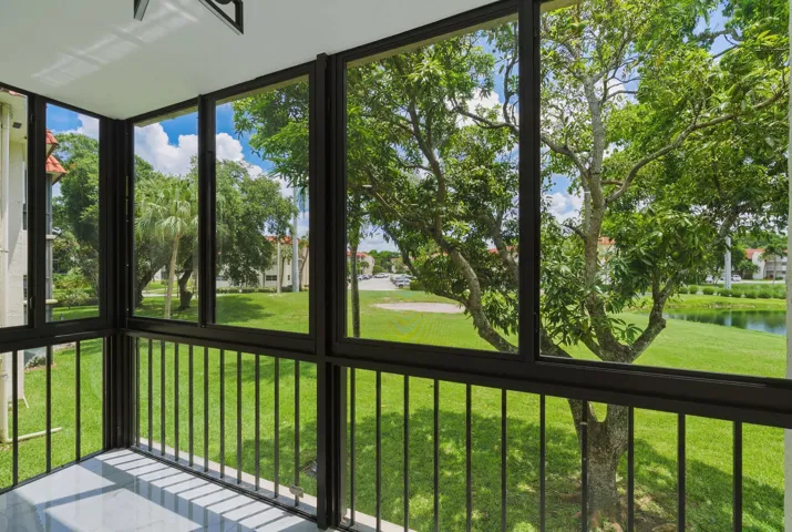 21. Open Balcony Left