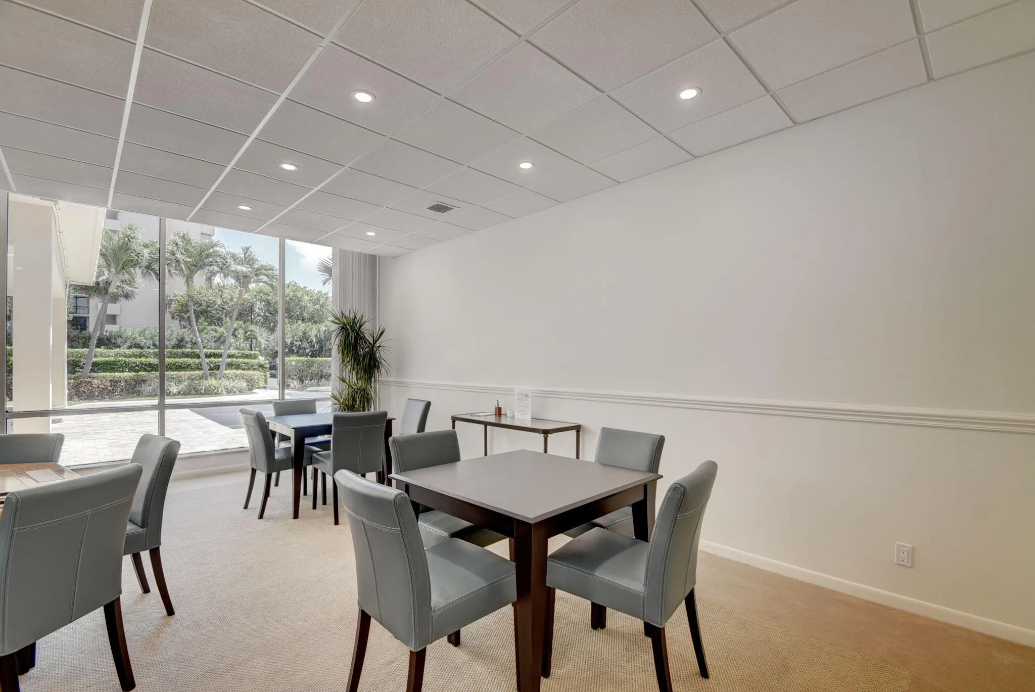 CARD ROOM