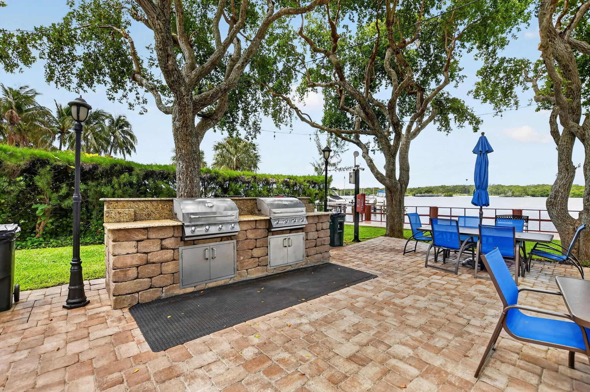 GRILLING AND PICNIC AREA