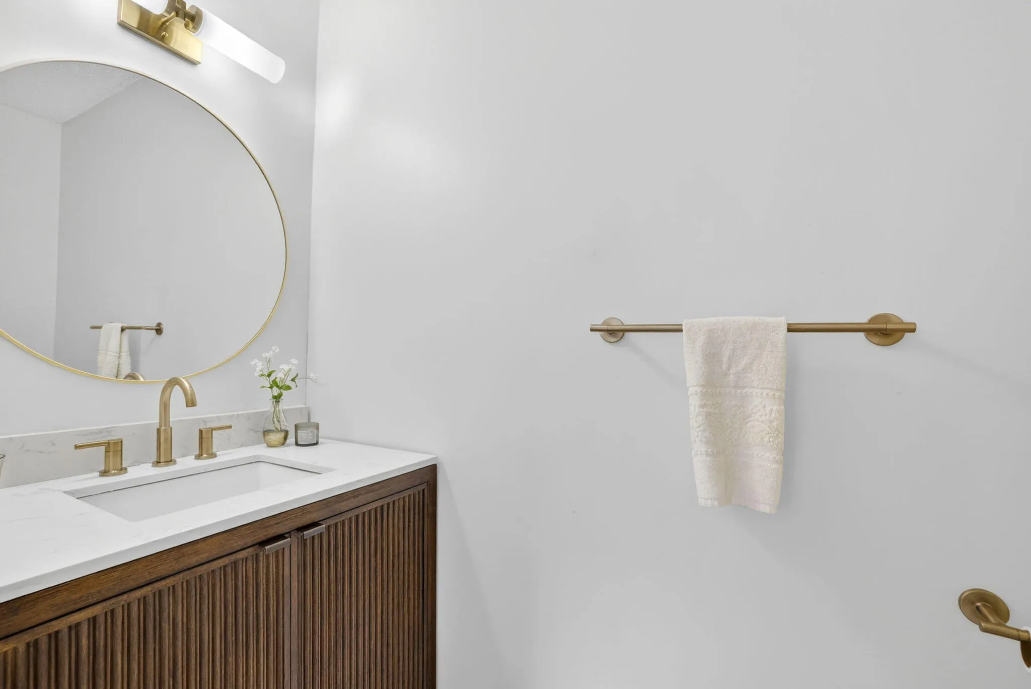 Newly remodeled half bath