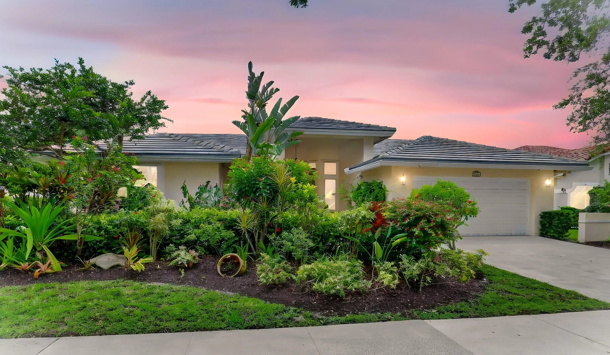 front twilight 4-web-or-mls-8I8A1402 day